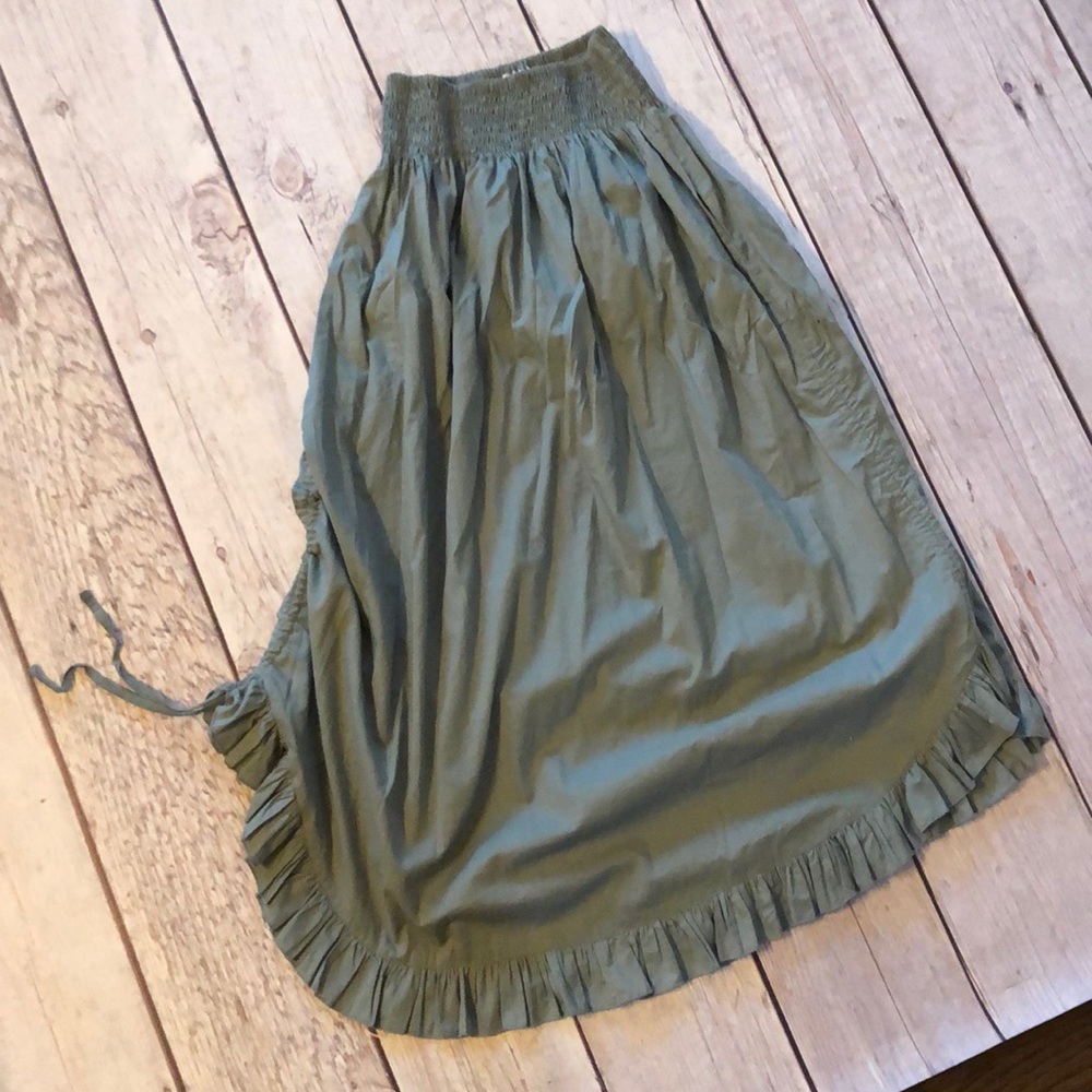 Long skirt
